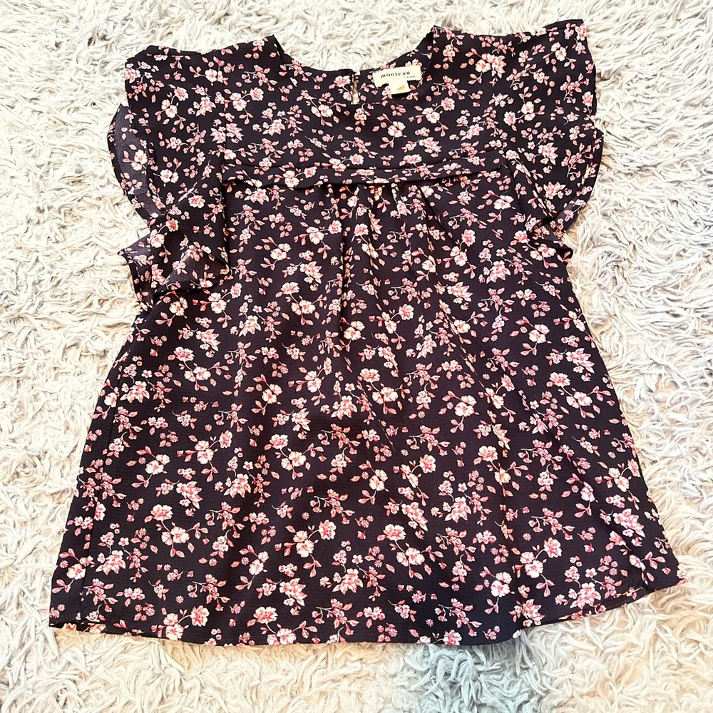 Multi color, floral blouse. Loose fitting. Like new.